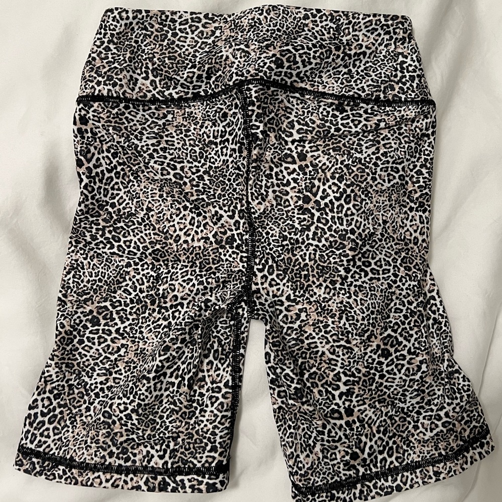 Victoria Secret Sport Women’s Leopard Biker Shorts XS